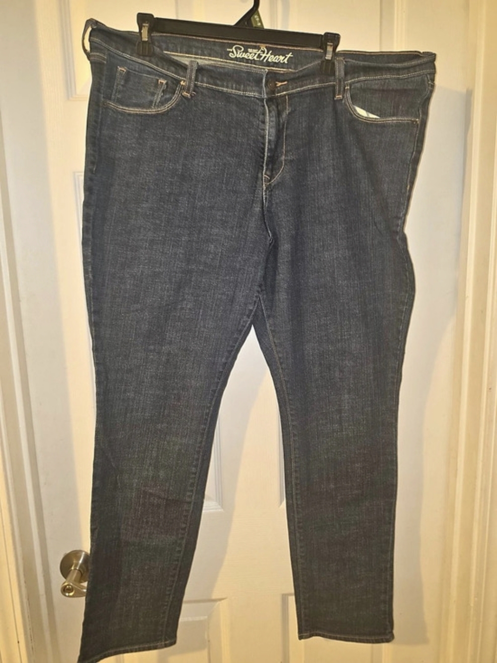 Sweetheart Skinny Jeans in Blue Like New